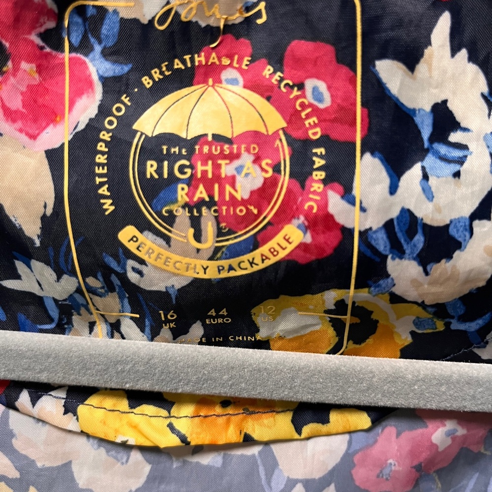 Rain Jacket Right as Rain brand